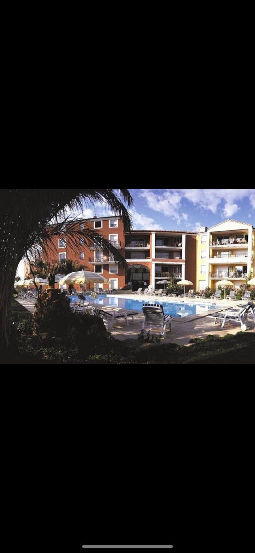 Residence 4 Etoiles Port Marine Sainte-Maxime Exterior photo
