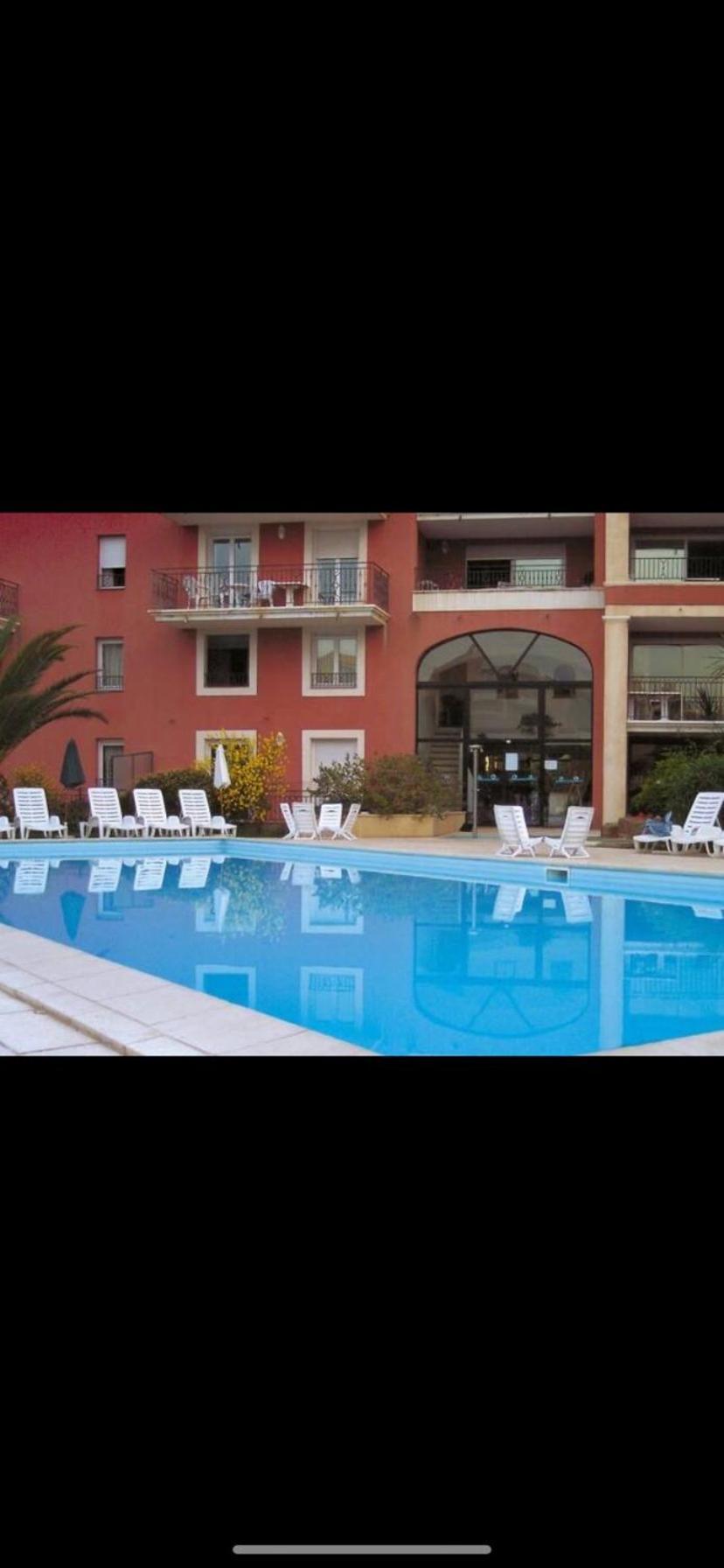 Residence 4 Etoiles Port Marine Sainte-Maxime Exterior photo