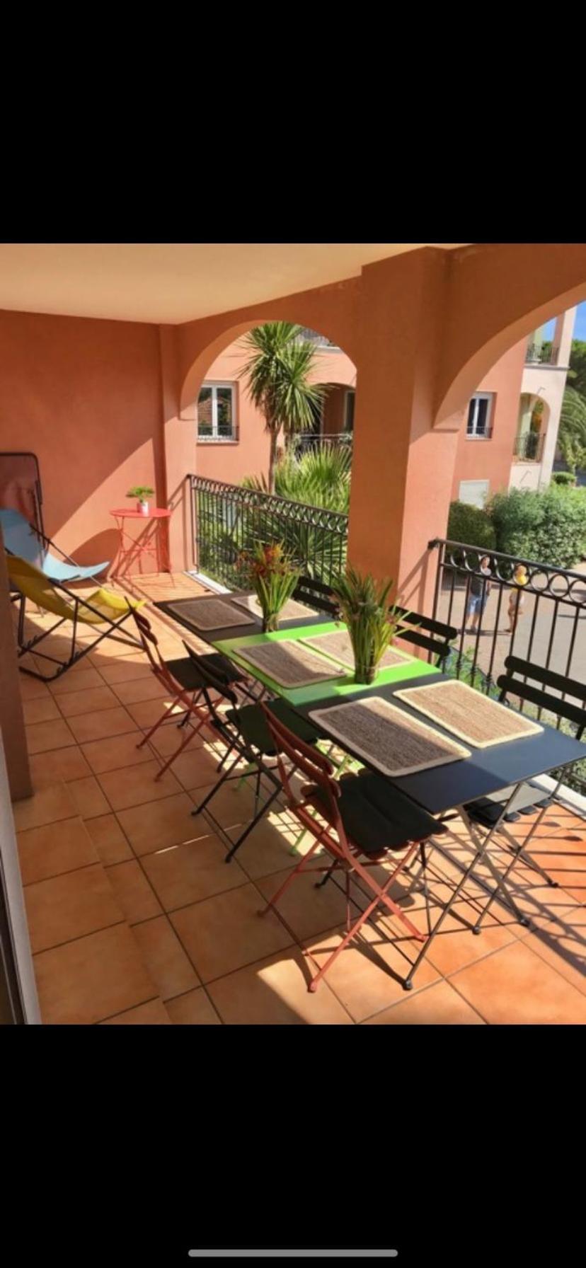 Residence 4 Etoiles Port Marine Sainte-Maxime Exterior photo